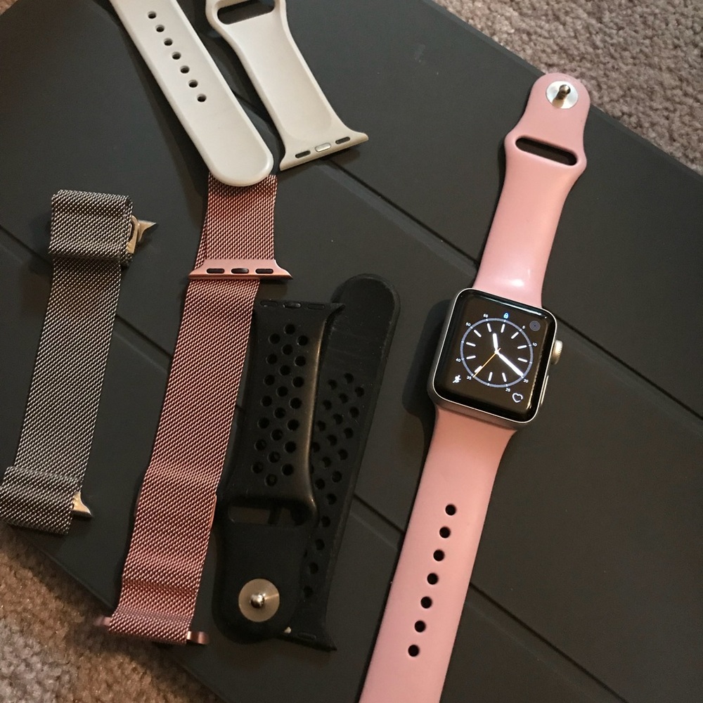 Apple watch series 2 38mm with 5 straps